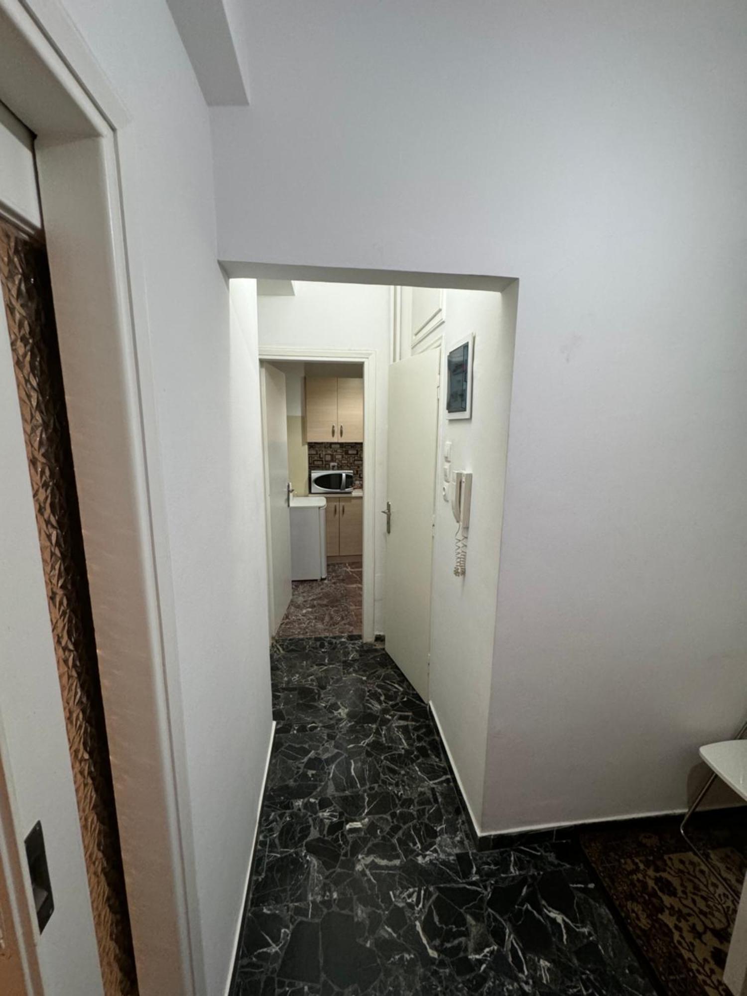 Plaka Quiet Apartment アテネ エクステリア 写真